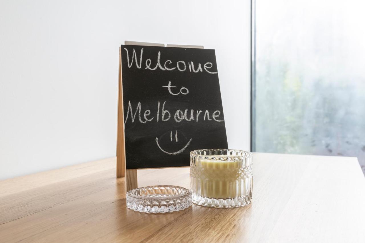 ☆Of Southbank☆Light Filled Apartment☆Huge Private Terrace With City Views☆Parking☆Pool☆Gym☆Wifi Melbourne Esterno foto