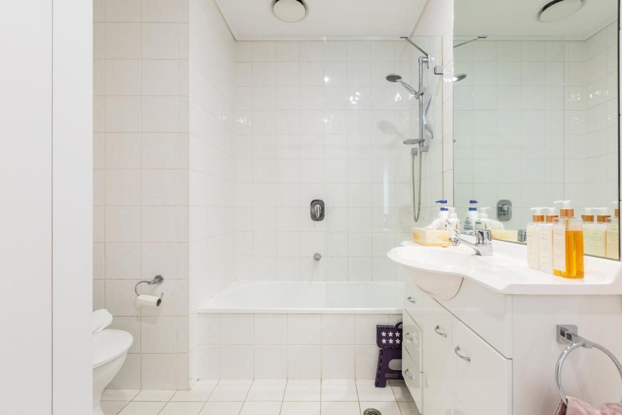 ☆Of Southbank☆Light Filled Apartment☆Huge Private Terrace With City Views☆Parking☆Pool☆Gym☆Wifi Melbourne Esterno foto