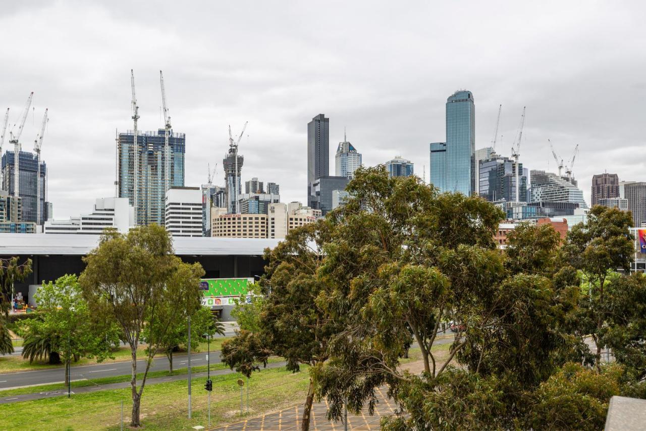 ☆Of Southbank☆Light Filled Apartment☆Huge Private Terrace With City Views☆Parking☆Pool☆Gym☆Wifi Melbourne Esterno foto