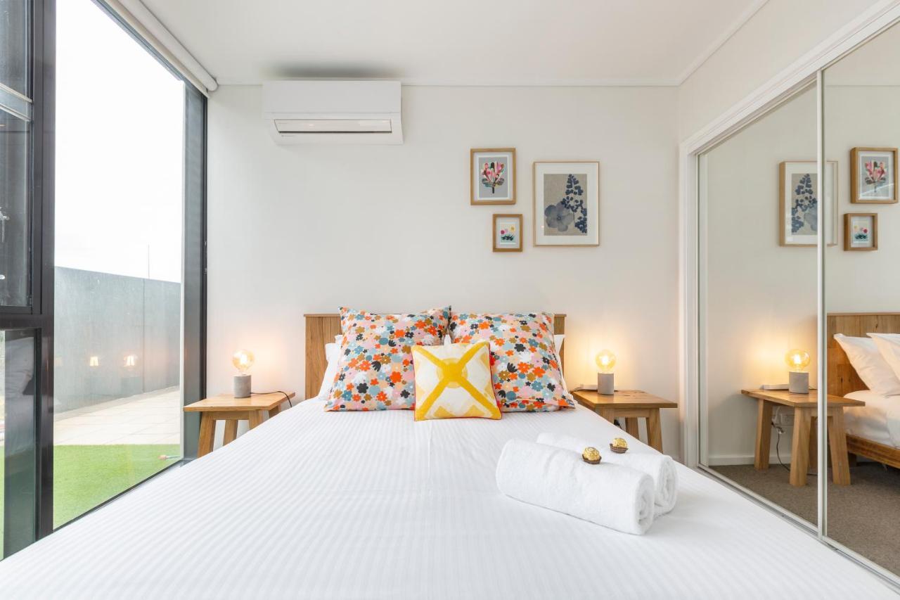 ☆Of Southbank☆Light Filled Apartment☆Huge Private Terrace With City Views☆Parking☆Pool☆Gym☆Wifi Melbourne Esterno foto